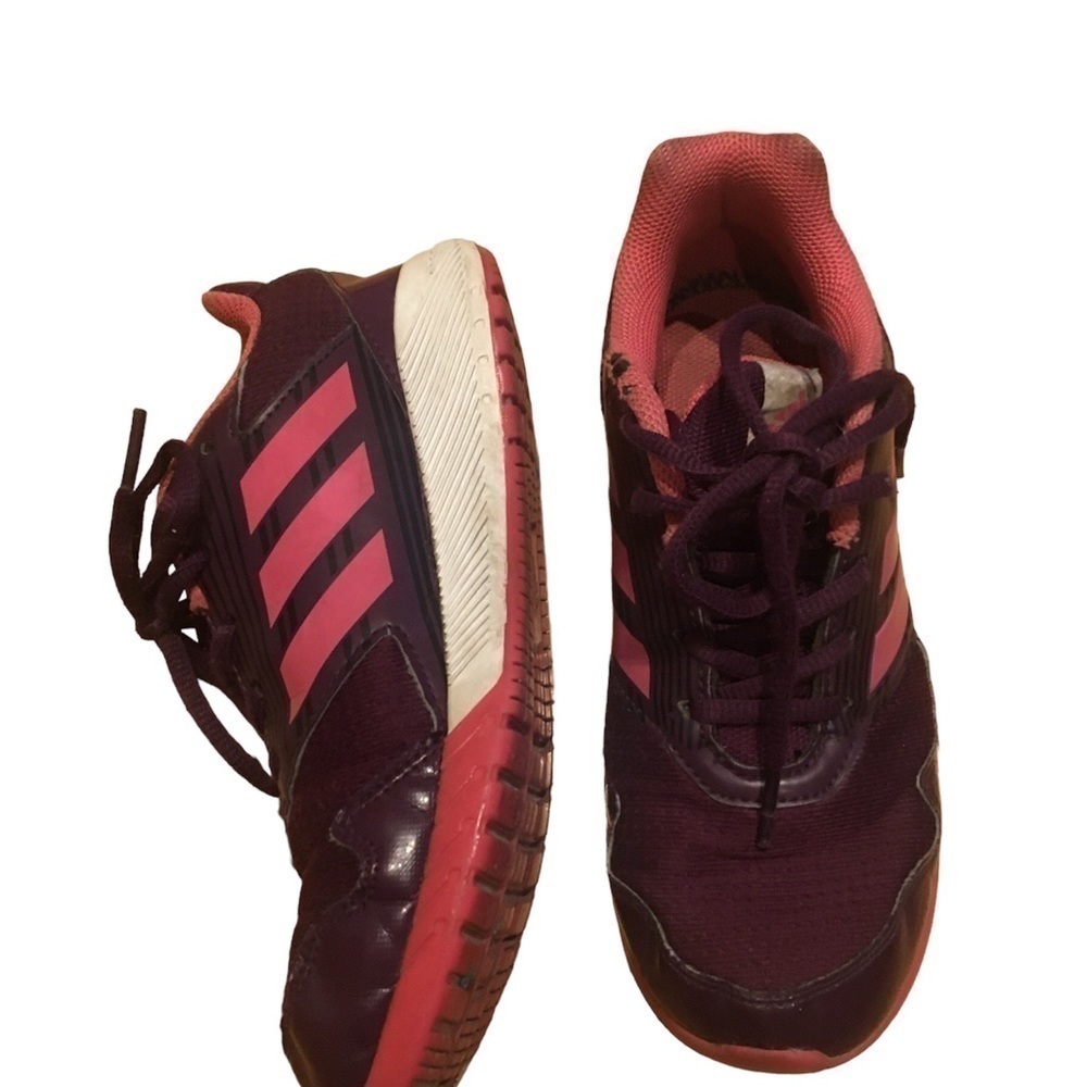3/15$!Adidas shoes